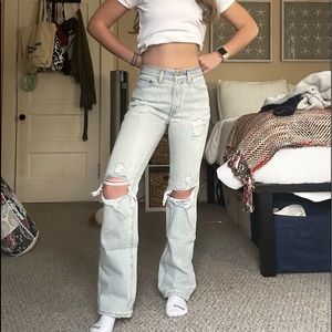 BDG MID-RISE LIGHTWASH BOOTCUT JEANS